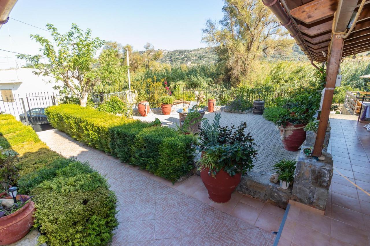 Villa Galateia Dhafnes Экстерьер фото